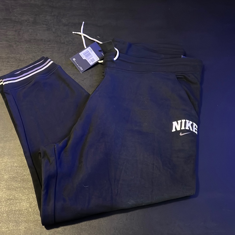 Nike joggers